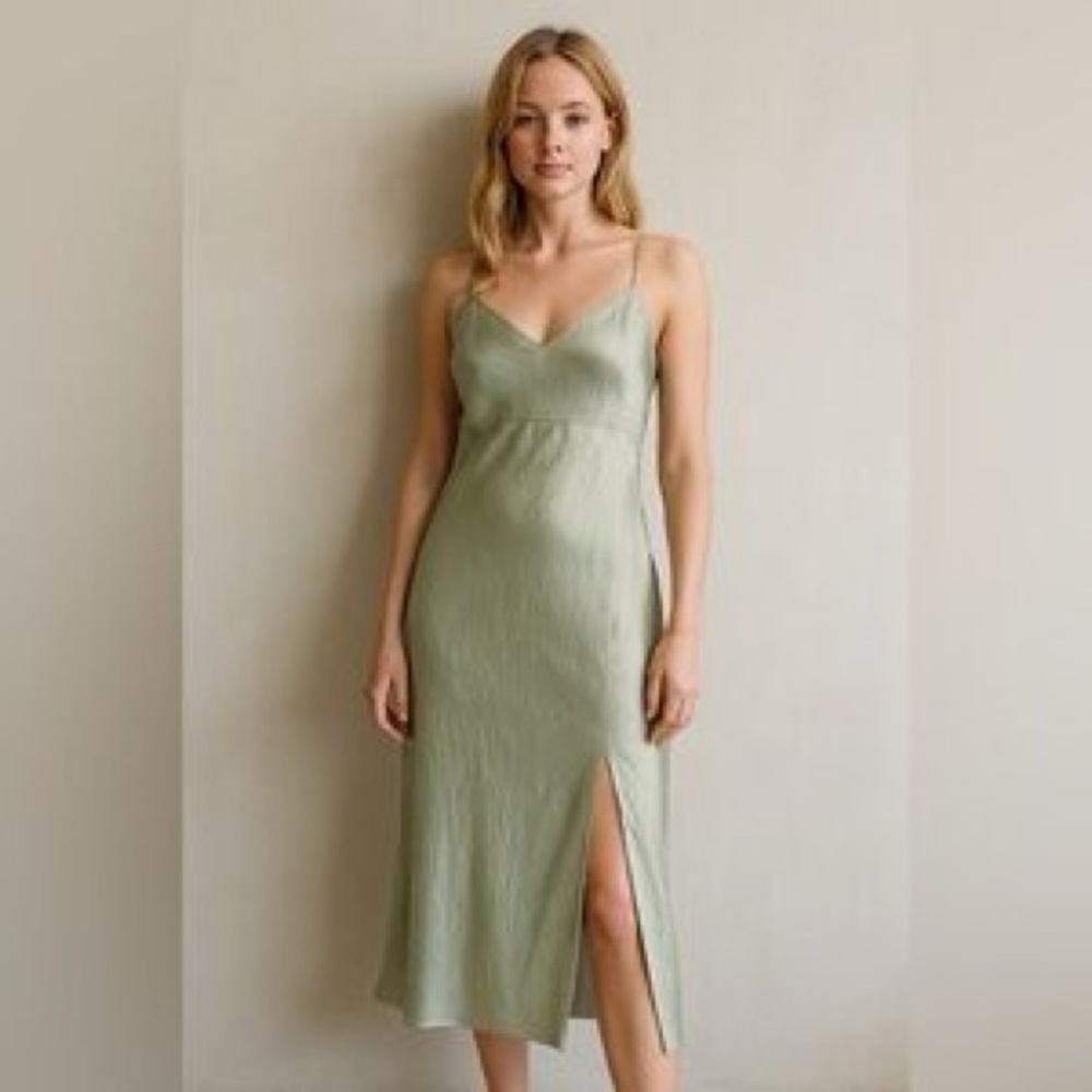 Hello Molly Green Silky Midi Dress
